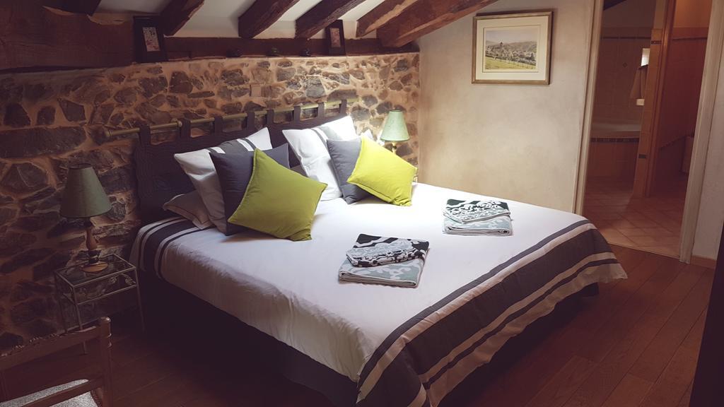 Chambre D'Hotes Moulin Urketa Ayherre Habitación foto